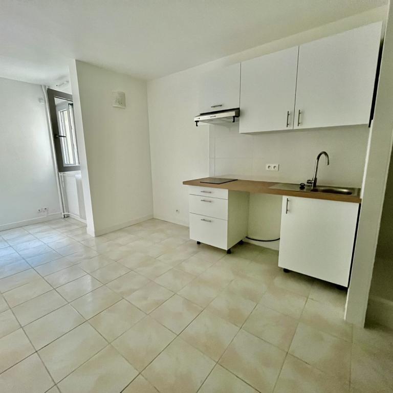 A LOUER STUDIO 17.57m² 92200 NEUILLY SUR SEINE 