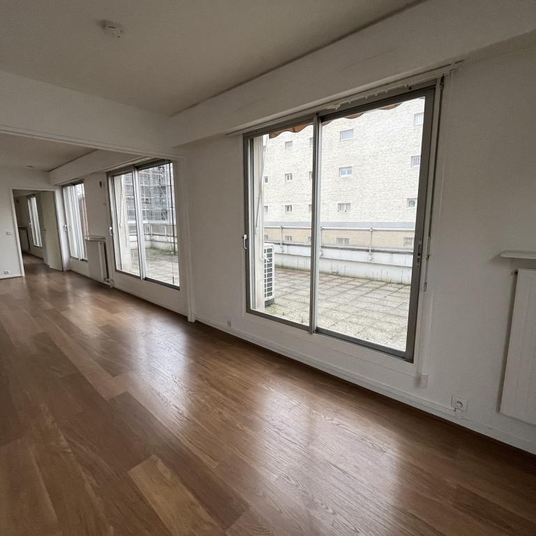 A LOUER 2 PIECES 61m2 avec GRANDE TERRASSE 70m² PARIS XVème