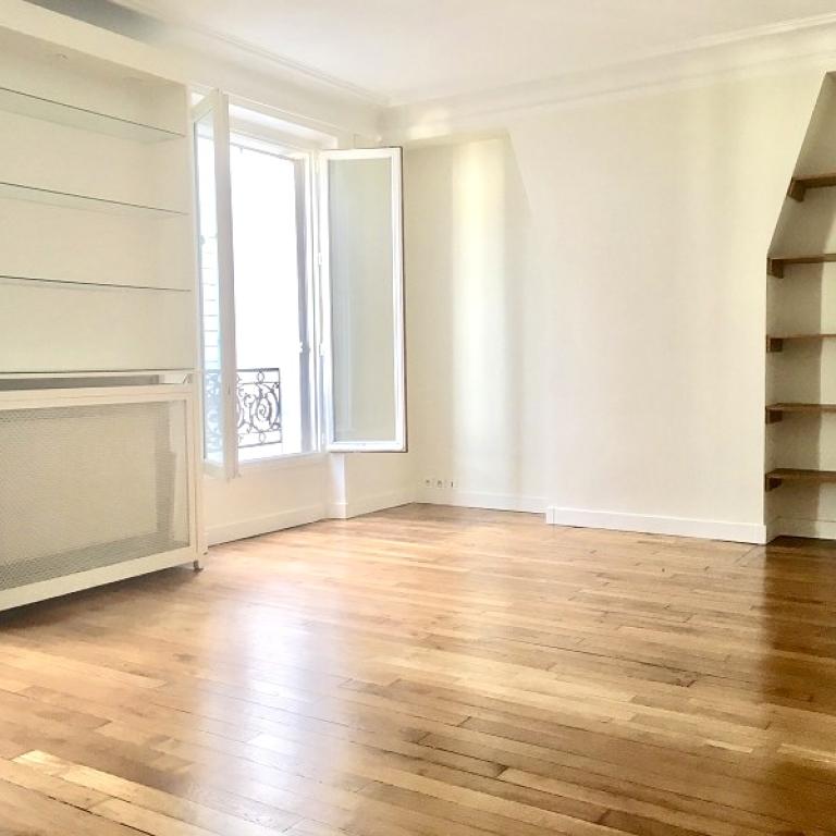 A LOUER Paris XVIIème 2P Porte Maillot