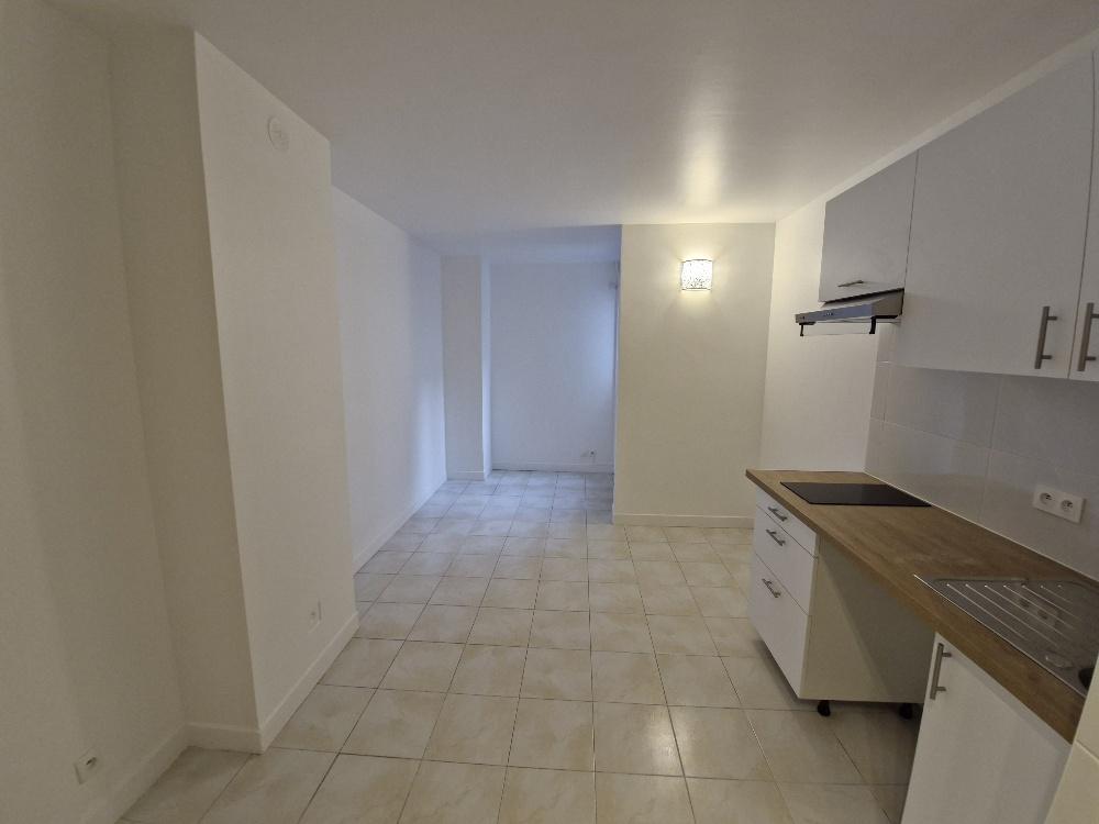 A LOUER STUDIO 17.57m² 92200 NEUILLY SUR SEINE 