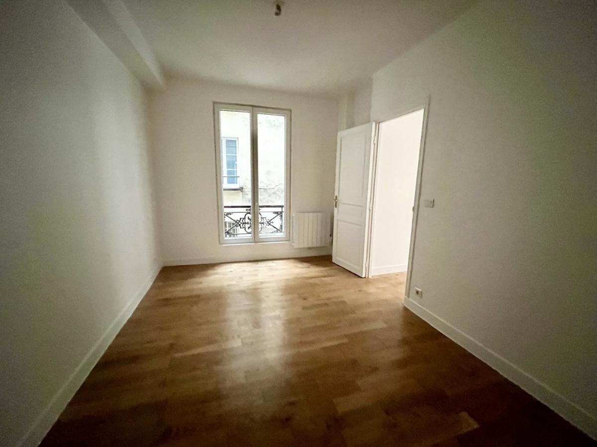 A LOUER 47.22m²  Paris VIIème  SEVRES VANEAU