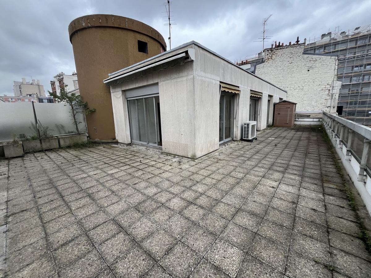 A LOUER 2 PIECES 61m2 avec GRANDE TERRASSE 70m² PARIS XVème