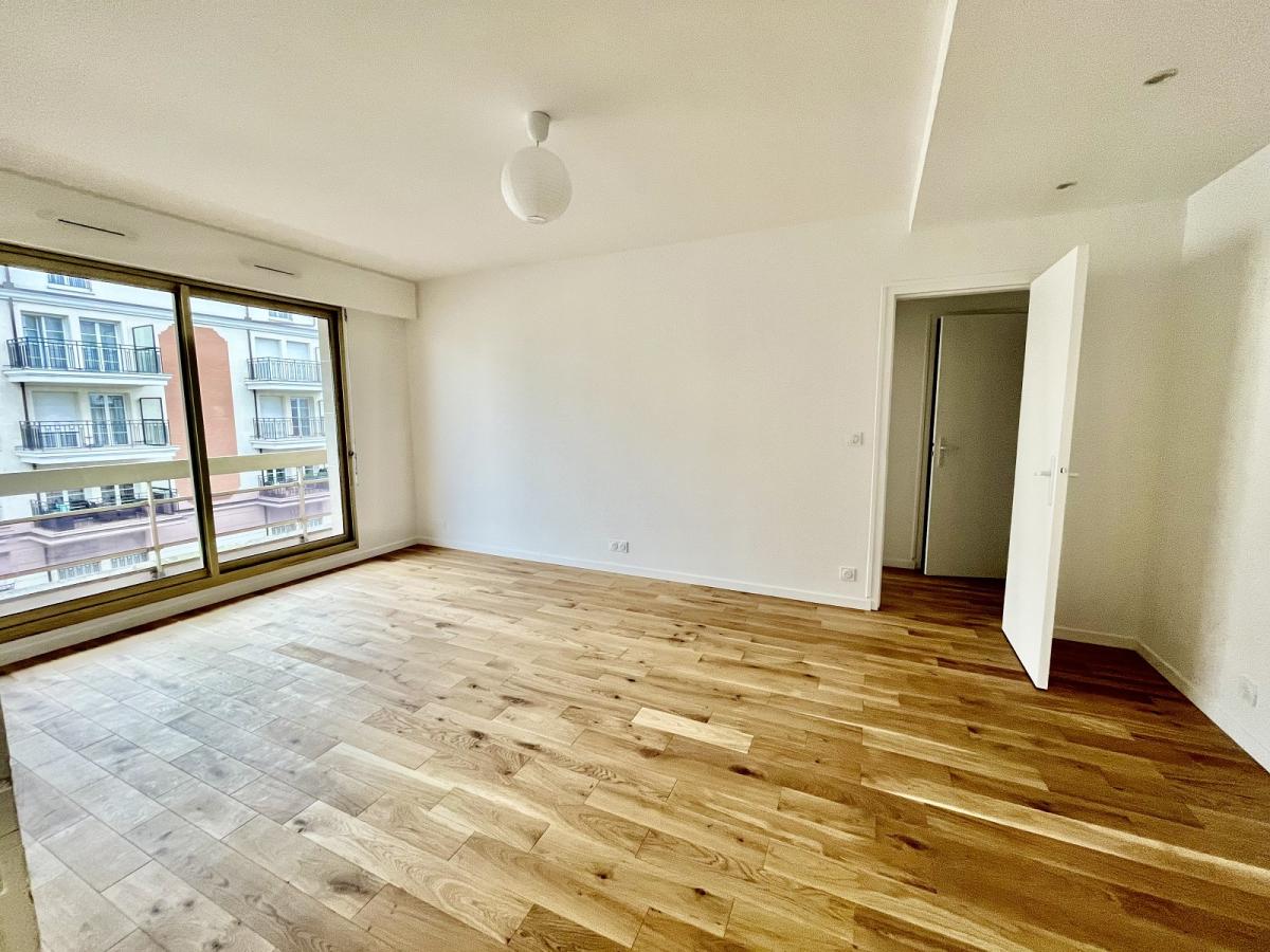 A LOUER 2 Pièces 47.16m² avec BALCON CAVE ET PARKING