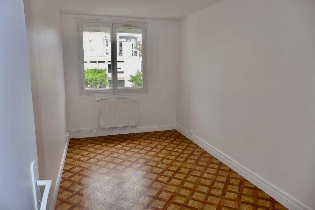 Boulogne Billancourt  Rue de Clamart (à 5min. du métro Marcel Sambat) 3 Pièces 58,30m²